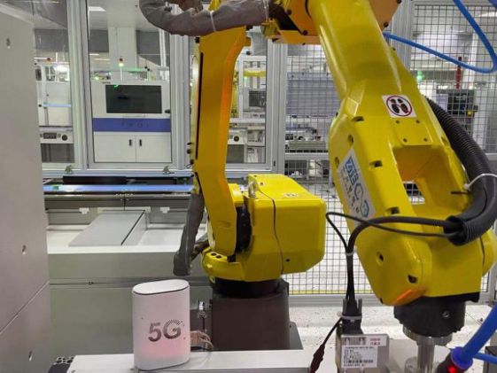 36氪5G创新指南 “用5G制造5G”，中兴通信打造5G智能制造基地